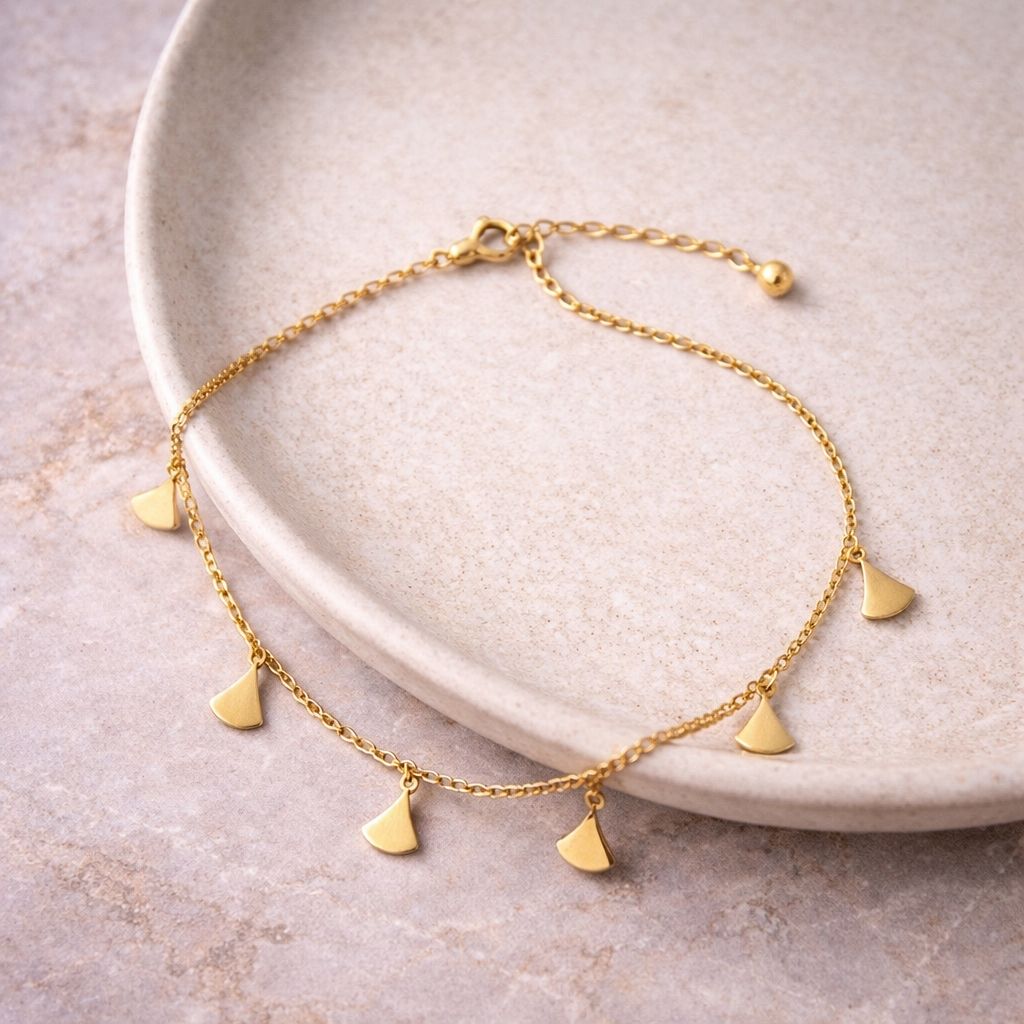 Minimal Gold Charm Bracelet