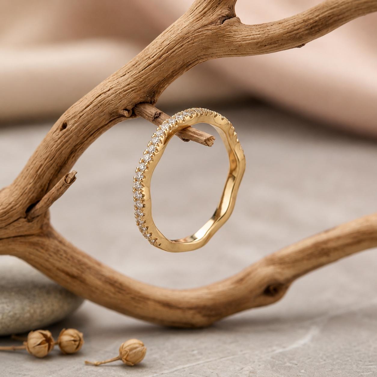 Aurelia Wave Ring with pavé zircon stones and gold finish