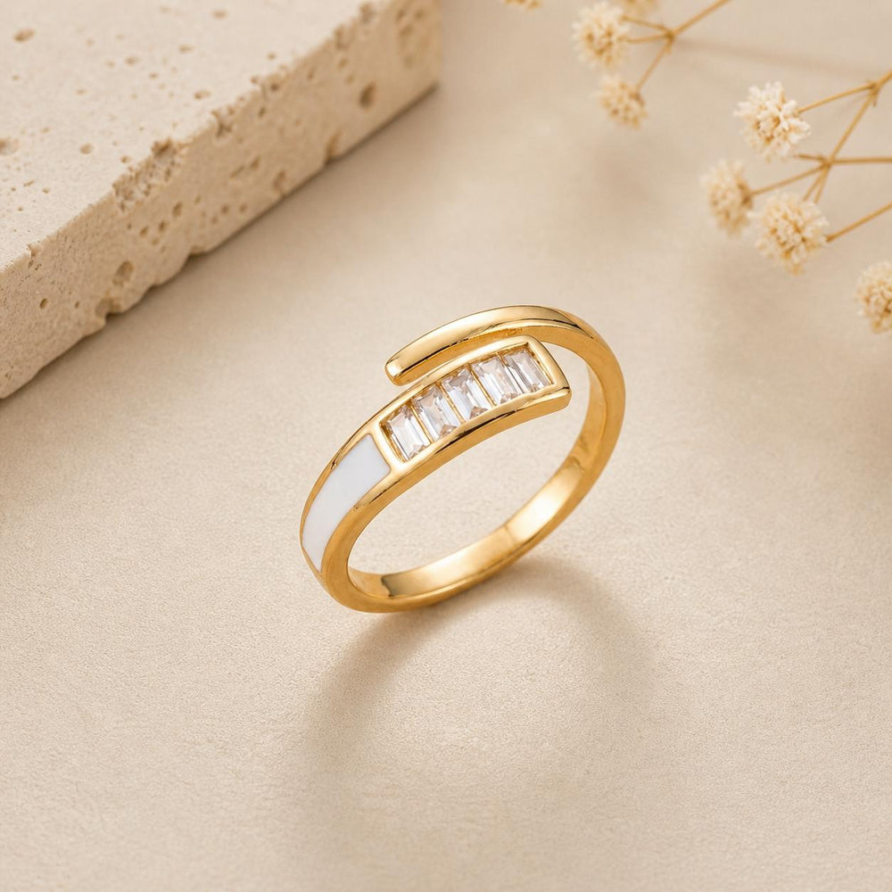 Elegant adjustable finger ring gold minimalist crystal ring