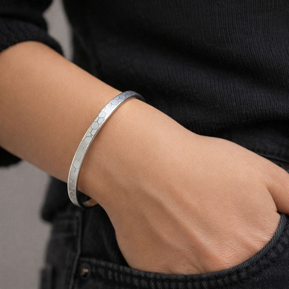 stackable minimal bangles