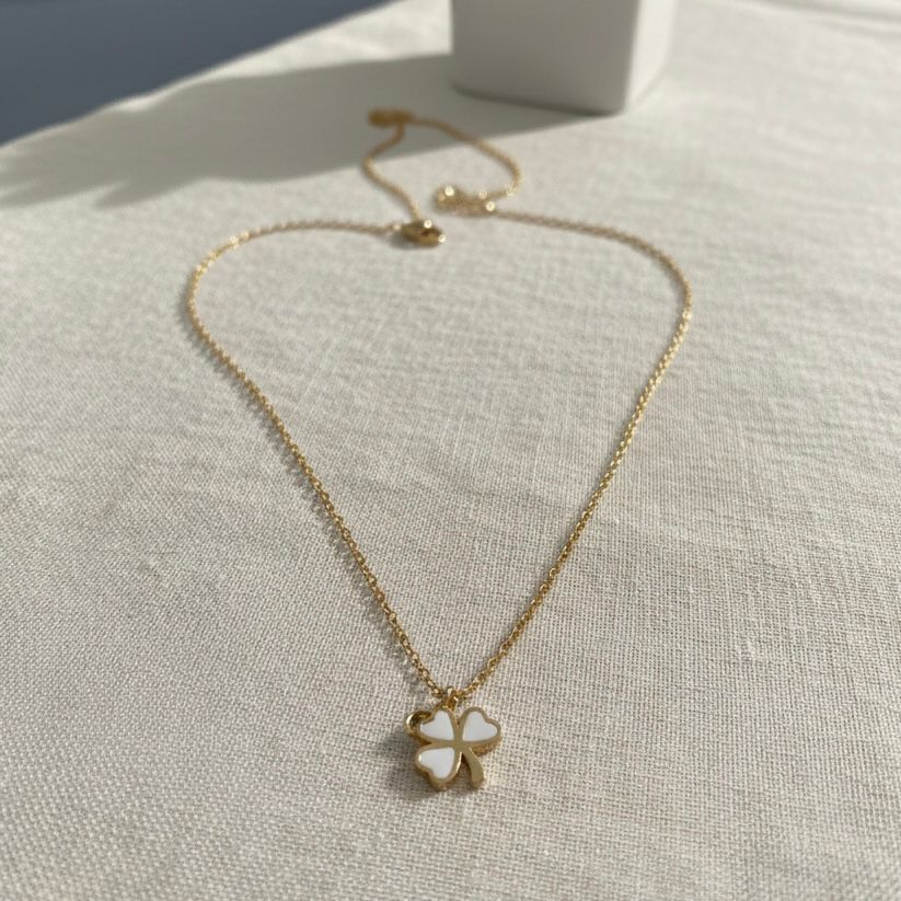 Dainty lucky clover necklace for women with gold chain