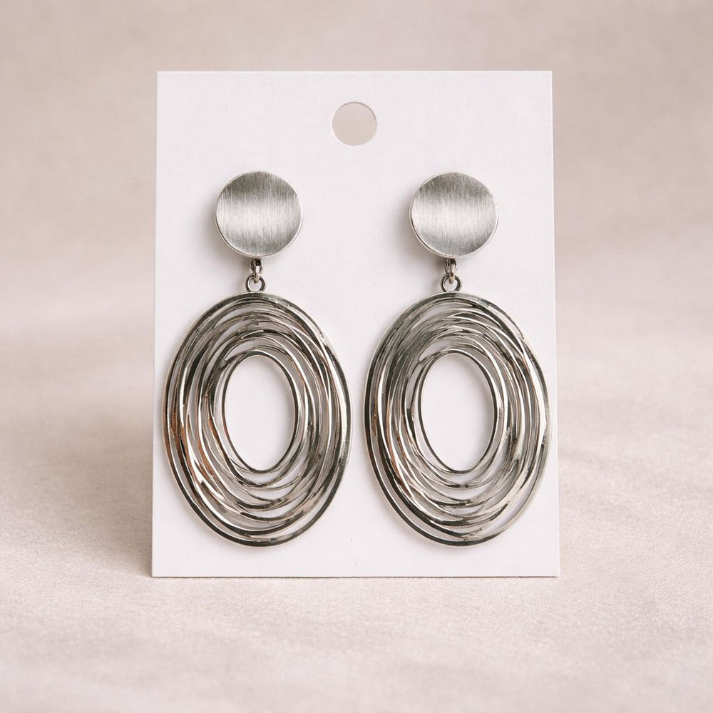 Stylish geometric dangle earrings oval design everyday wear